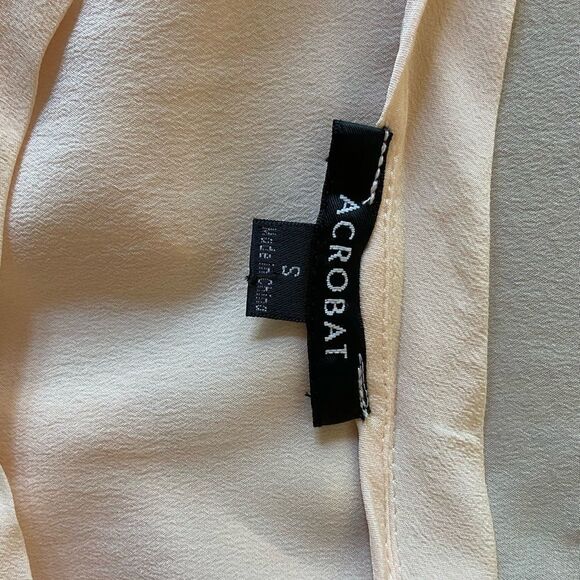 Acrobat Top Blouse 100% silk, short sleeve, cream, size S - Picture 9 of 10